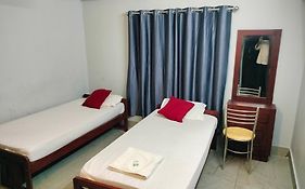 Everest Lodge